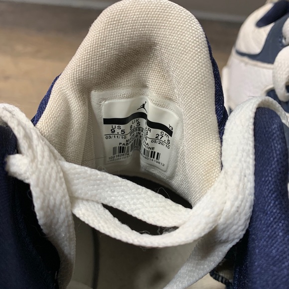 Men’s Air Jordan Flight 9 Sneakers - Picture 4 of 8